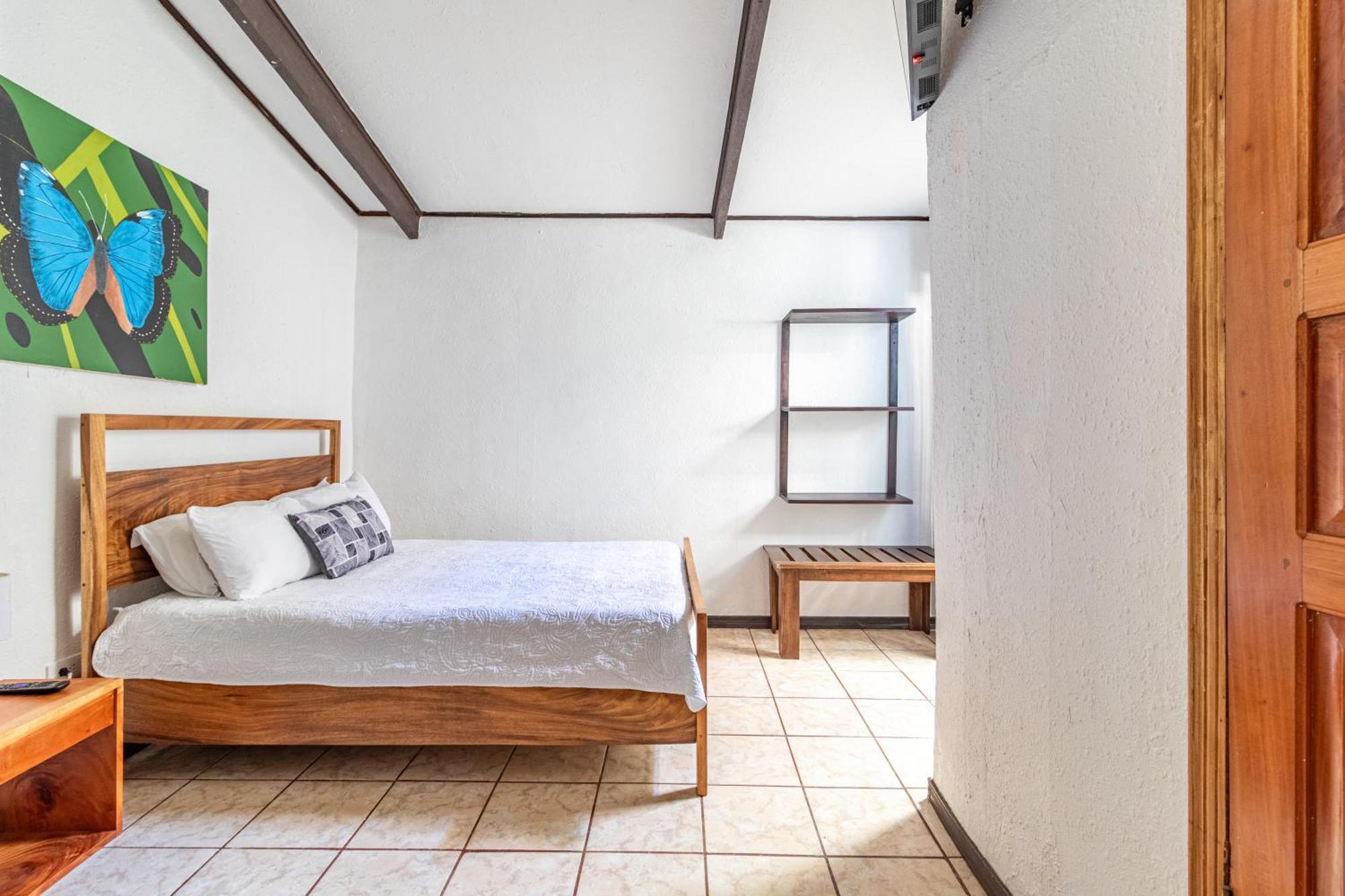 Montefresco Boutique Hostel Monteverde Ngoại thất bức ảnh
