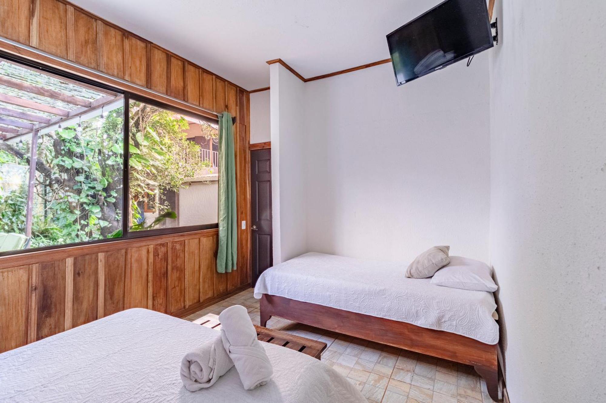 Montefresco Boutique Hostel Monteverde Ngoại thất bức ảnh